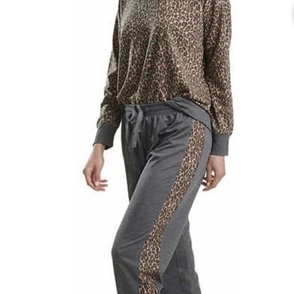 Splendid Ladies' Jogger and Crew Neck Set (Oatmeal Leopard/Charcoal Heather XS - Picture 2 of 4